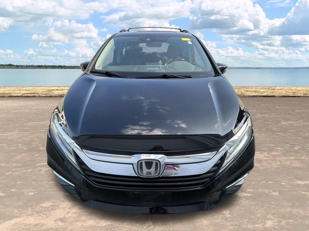 Used 2019 Honda Odyssey Elite image 2