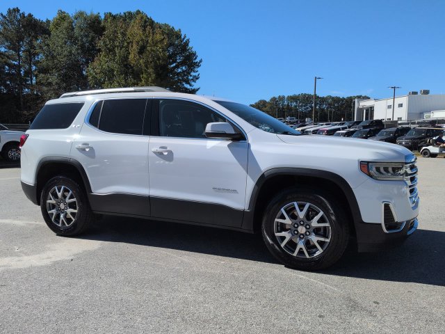Used 2023 GMC Acadia SLT FWD image 2