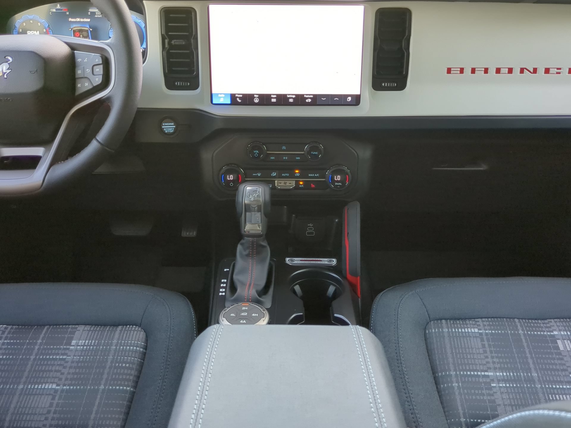 Certified 2026 Ford Bronco Heritage Edition AWD/4WD image 50