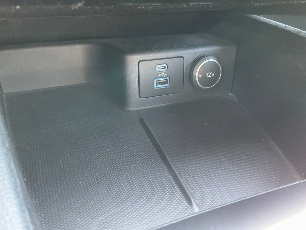 Certified 2021 Ford Escape Titanium w/ Class II Trailer Tow Package image 16