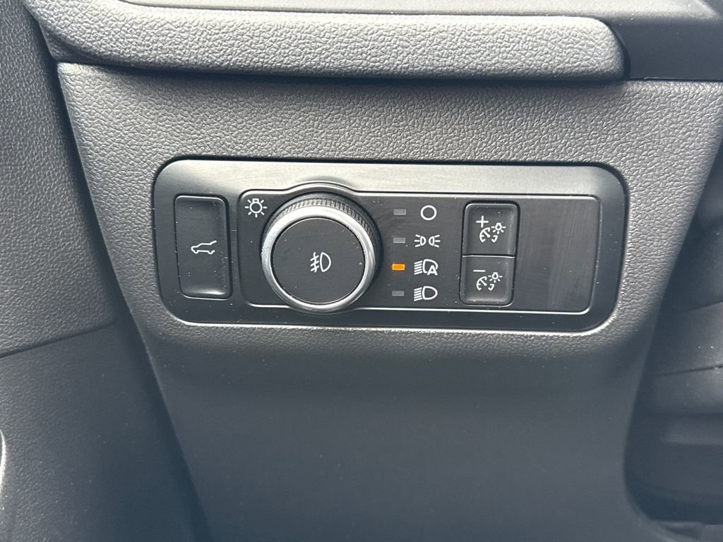 Certified 2023 Ford Escape ST-Line Select w/ Tech Pack #2 image 24