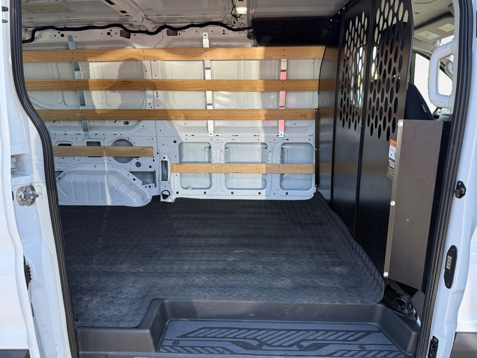 Certified 2025 Ford Transit 250 Low Roof w/ Exterior Upgrade Package RWD image 18