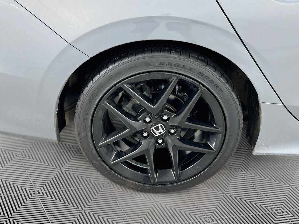Used 2025 Honda Civic Sport image 29