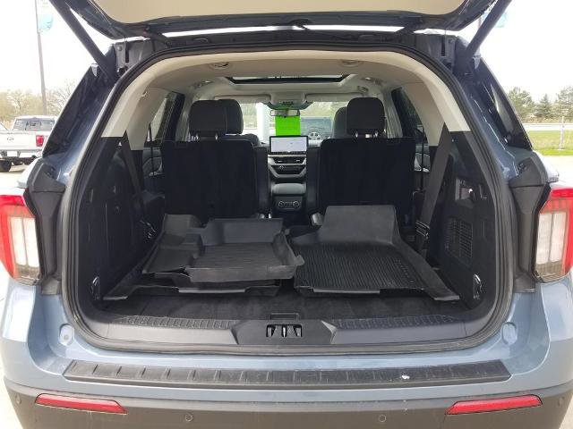 Certified 2025 Ford Explorer Active w/ Active Comfort Package AWD/4WD image 9