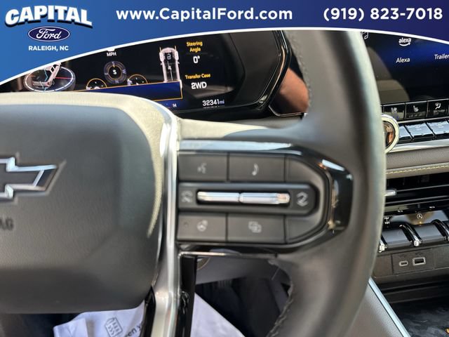 Used 2025 Chevrolet Colorado ZR2 w/ Technology Package AWD/4WD image 24