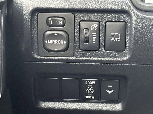 Used 2022 Toyota 4Runner TRD Off-Road Premium AWD/4WD image 18