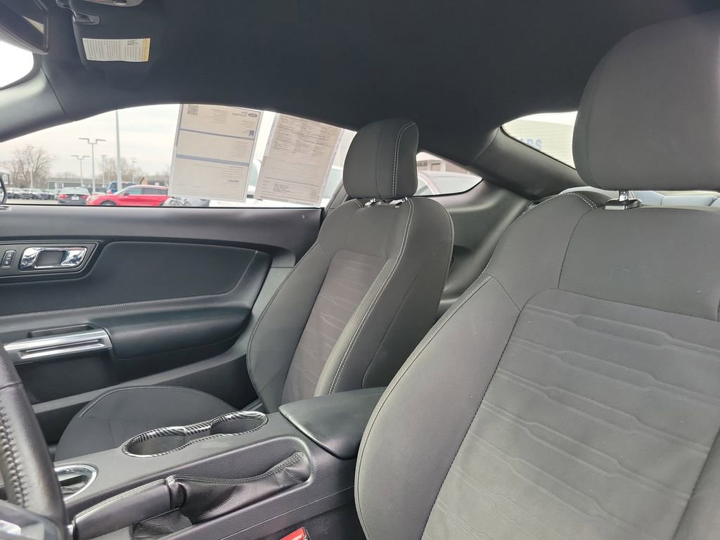 Certified 2017 Ford Mustang Coupe image 17