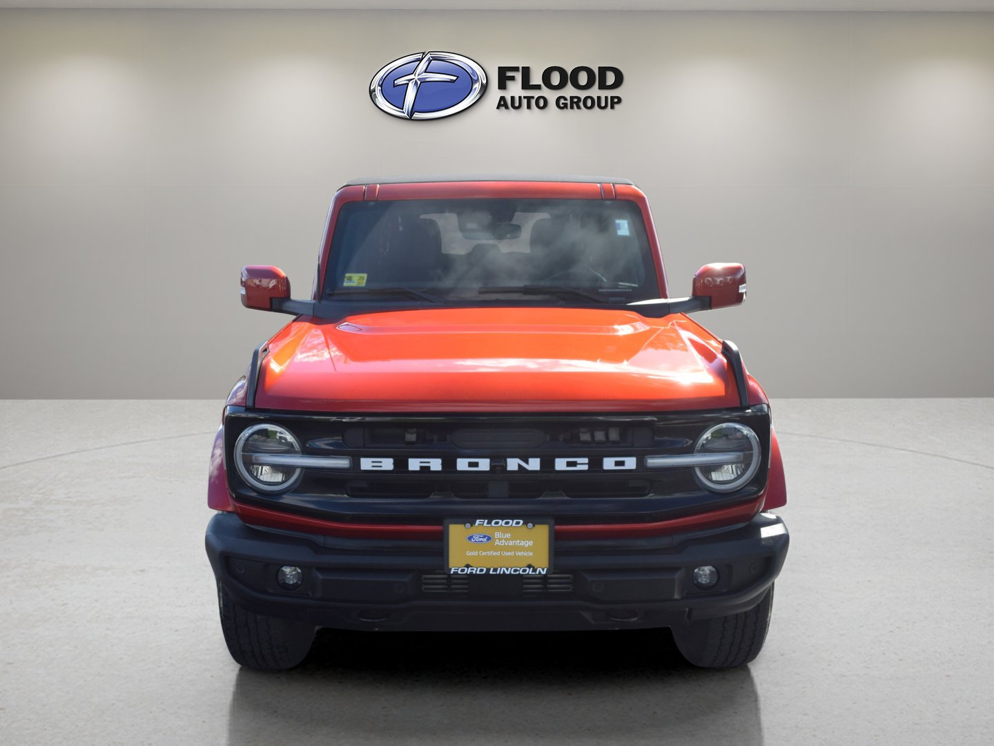 Certified 2022 Ford Bronco Outer Banks AWD/4WD image 2