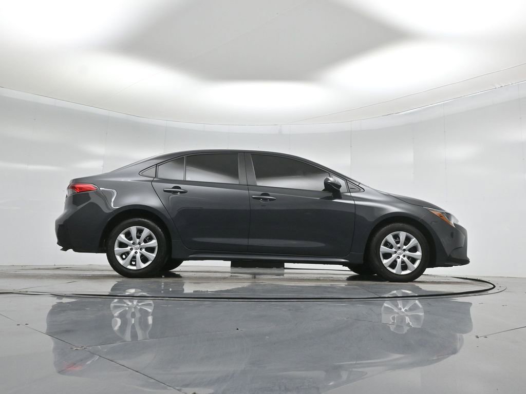 Used 2024 Toyota Corolla LE image 44