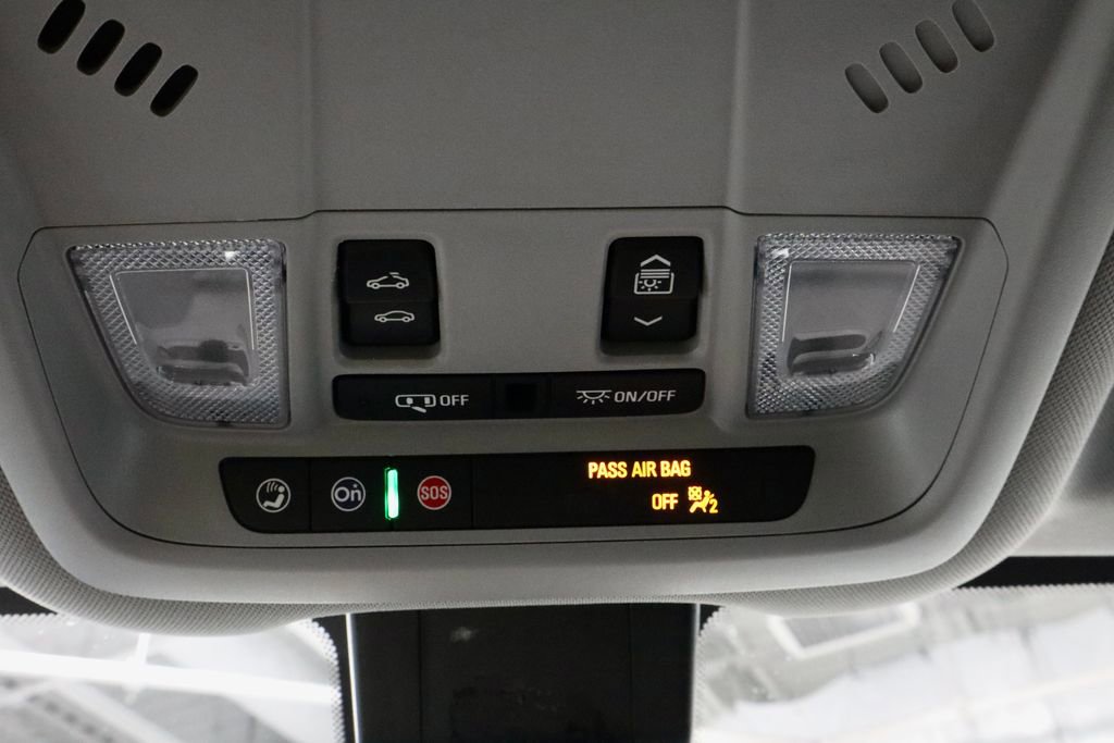 Used 2024 Chevrolet Equinox LT w/ LPO, Floor Liner Package image 33