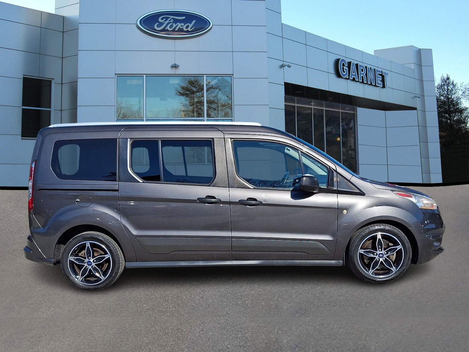 Certified 2018 Ford Transit Connect XLT image 10