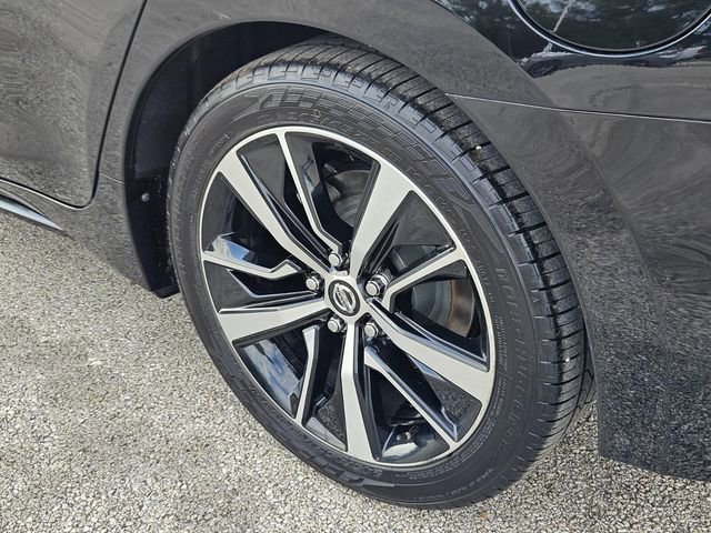 Used 2022 Nissan Maxima SV w/ Floor Mat Group FWD image 8