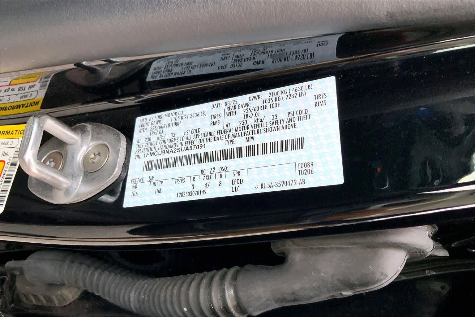 Certified 2025 Ford Escape ST-Line Select AWD/4WD image 30