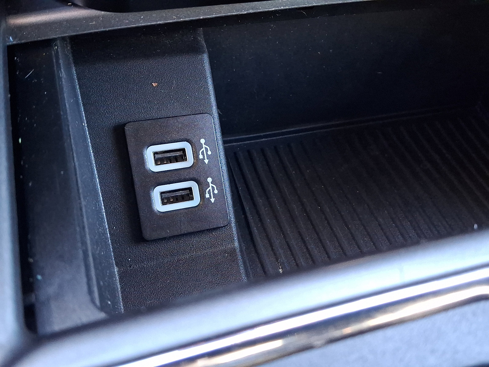 Certified 2017 Ford F150 XLT w/ Equipment Group 302A Luxury image 33