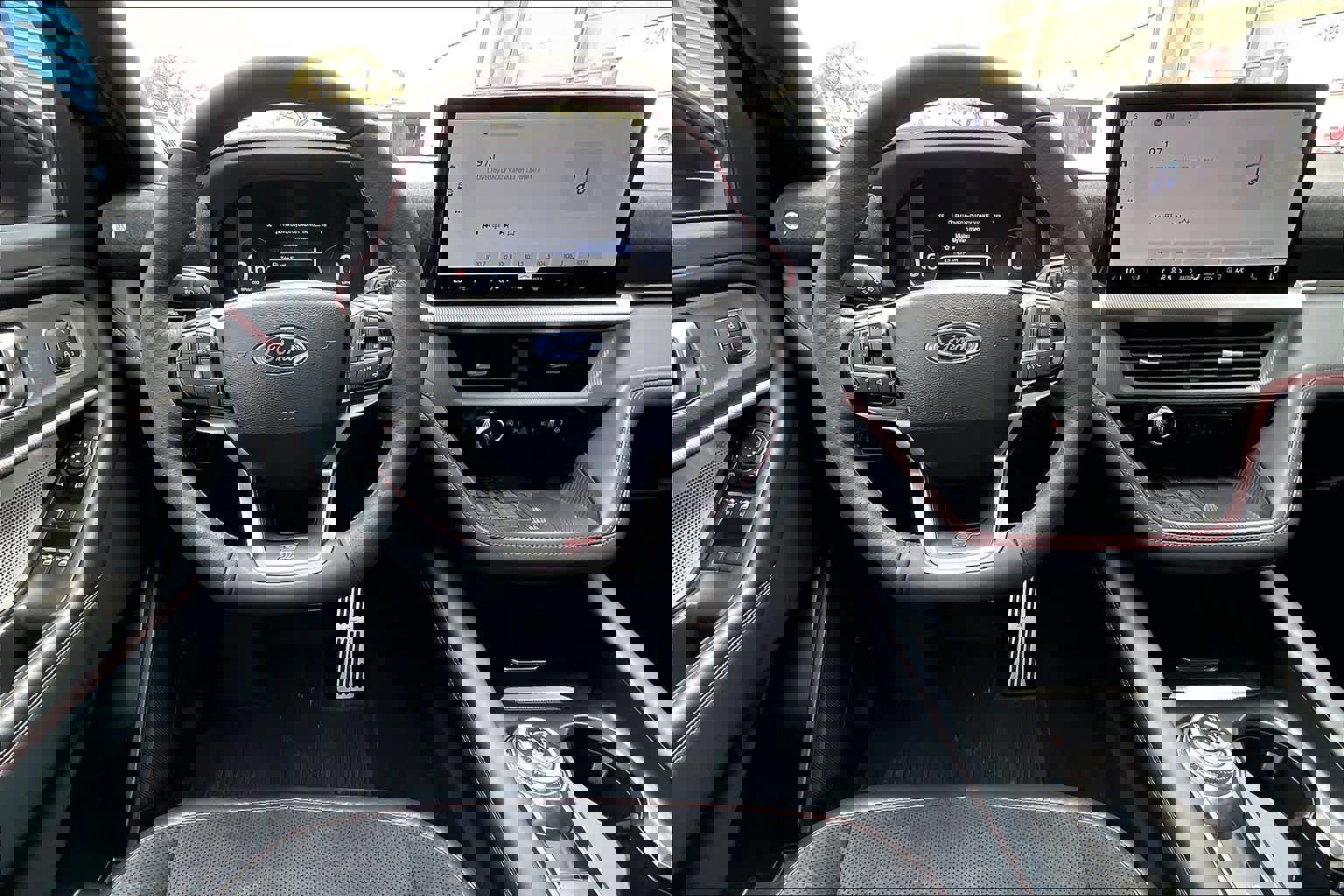 Certified 2025 Ford Explorer ST image 11