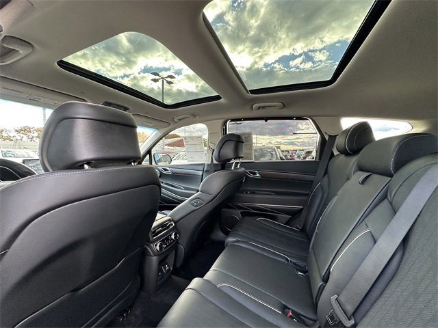 Used 2024 Genesis GV80 2.5T w/ Prestige Package image 19