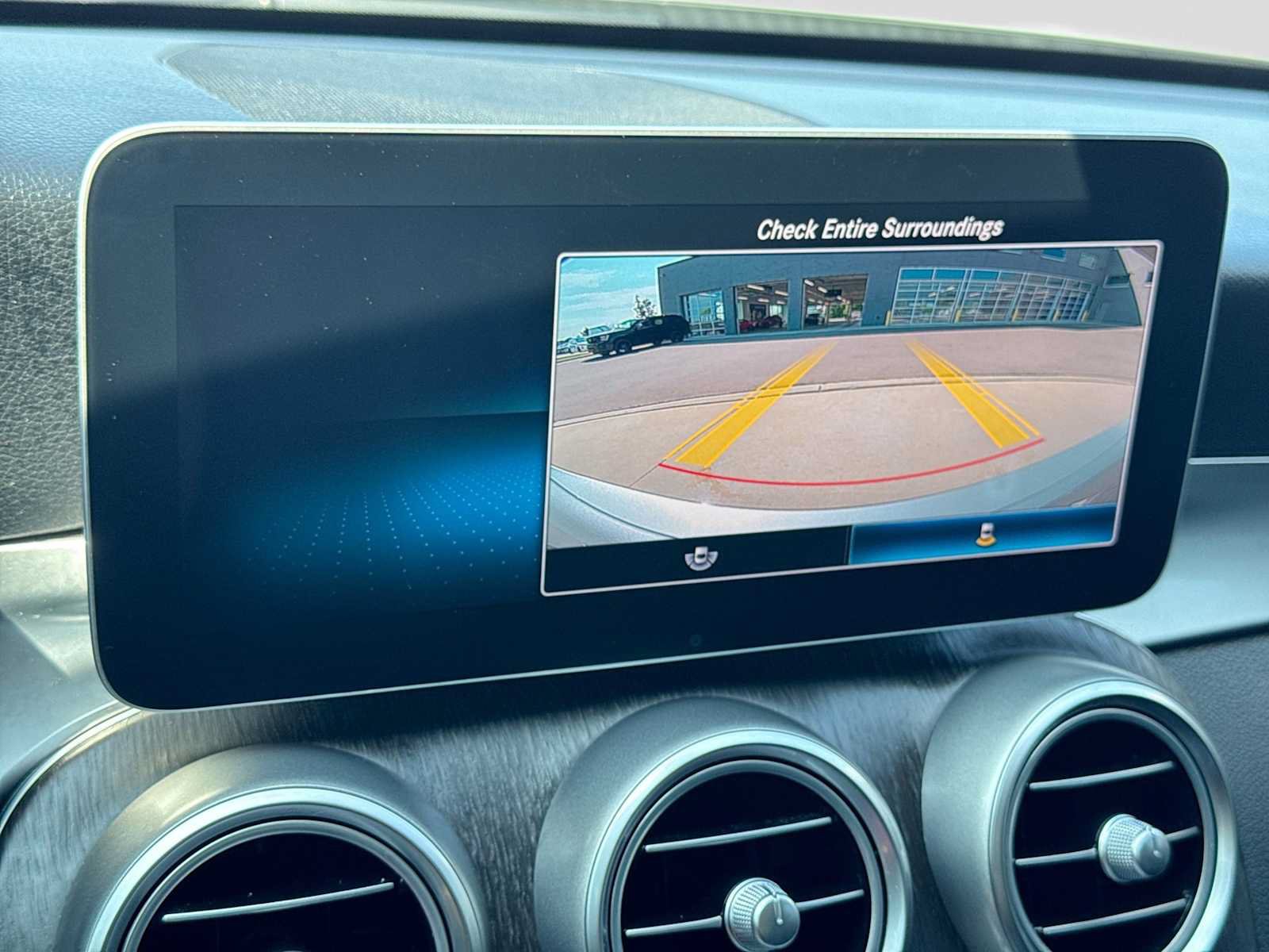 Used 2020 Mercedes-Benz C 300 Sedan image 29
