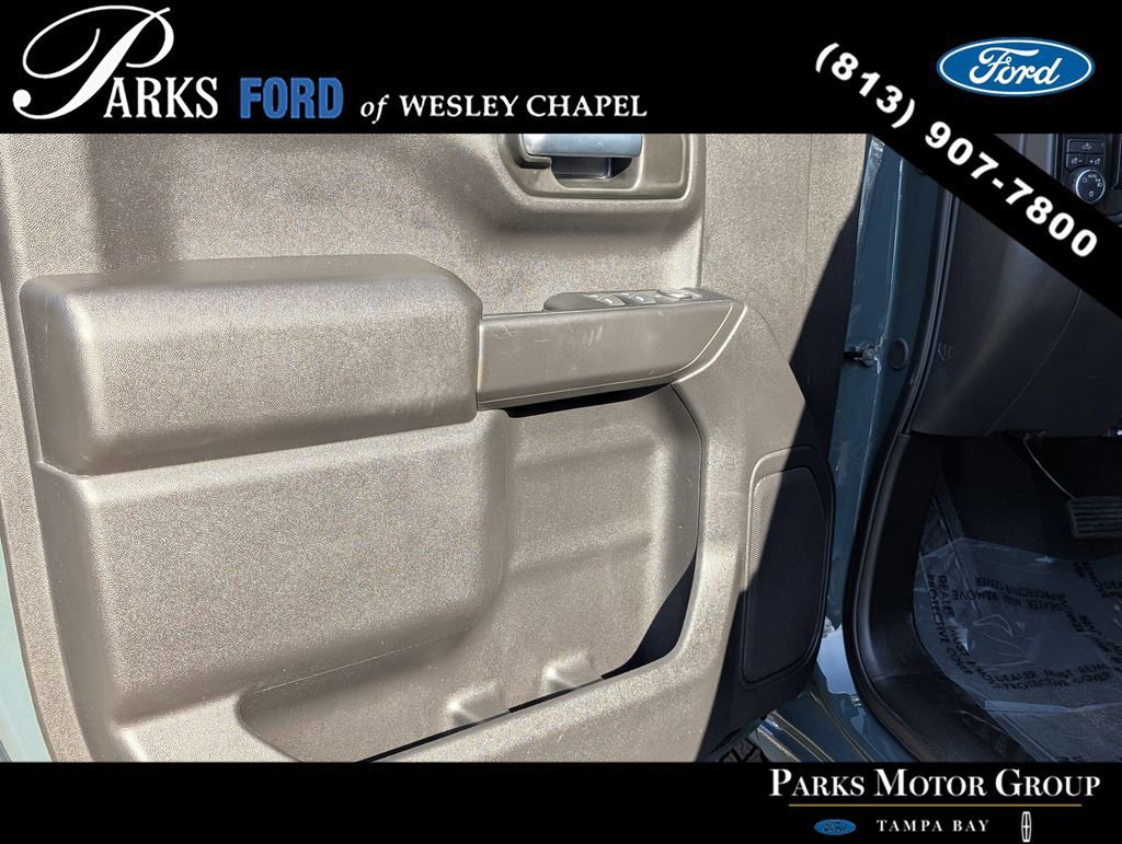 Used 2025 Chevrolet Silverado 1500 Custom Trail Boss w/ LPO, Dark Essentials Package image 15