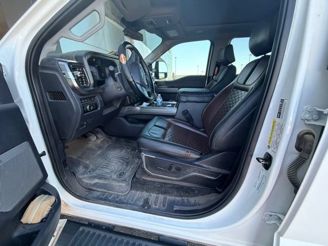 Certified 2024 Ford F250 Lariat w/ Lariat Ultimate Package AWD/4WD image 12