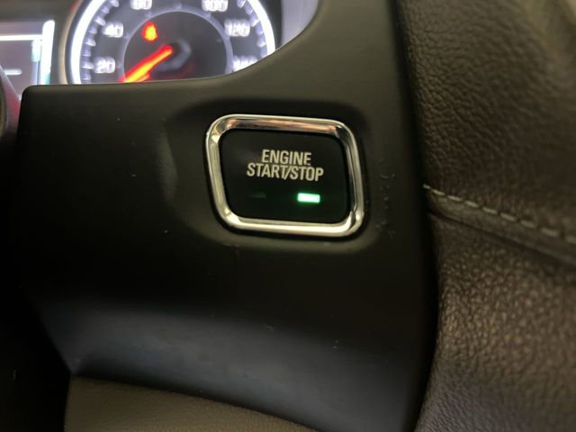 Used 2017 GMC Acadia SLT FWD image 16