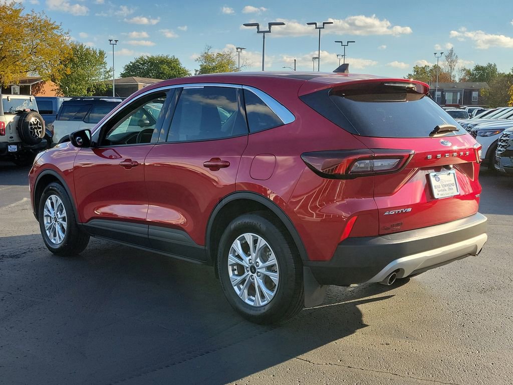 Certified 2023 Ford Escape Active image 3