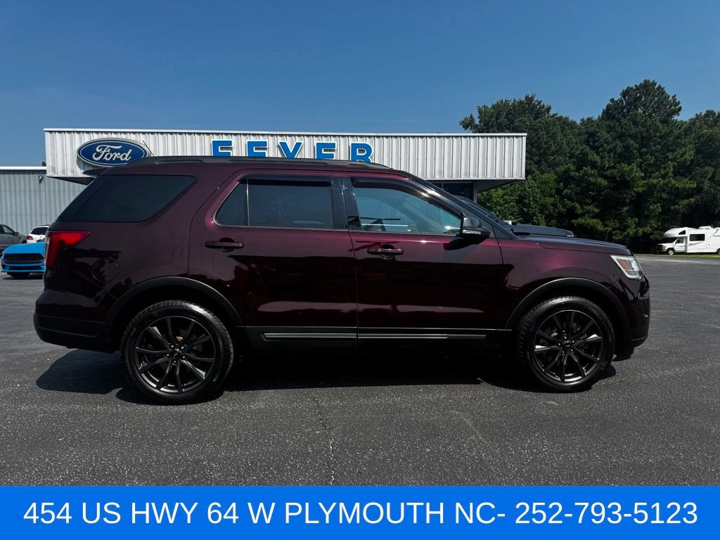 Certified 2018 Ford Explorer XLT w/ Equipment Group 202A AWD/4WD image 6