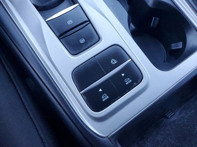 Certified 2023 Ford Explorer XLT image 23