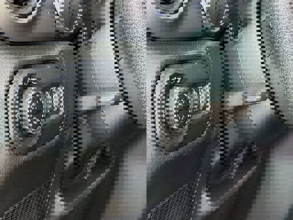 Used 2022 Jeep Gladiator Sport image 27