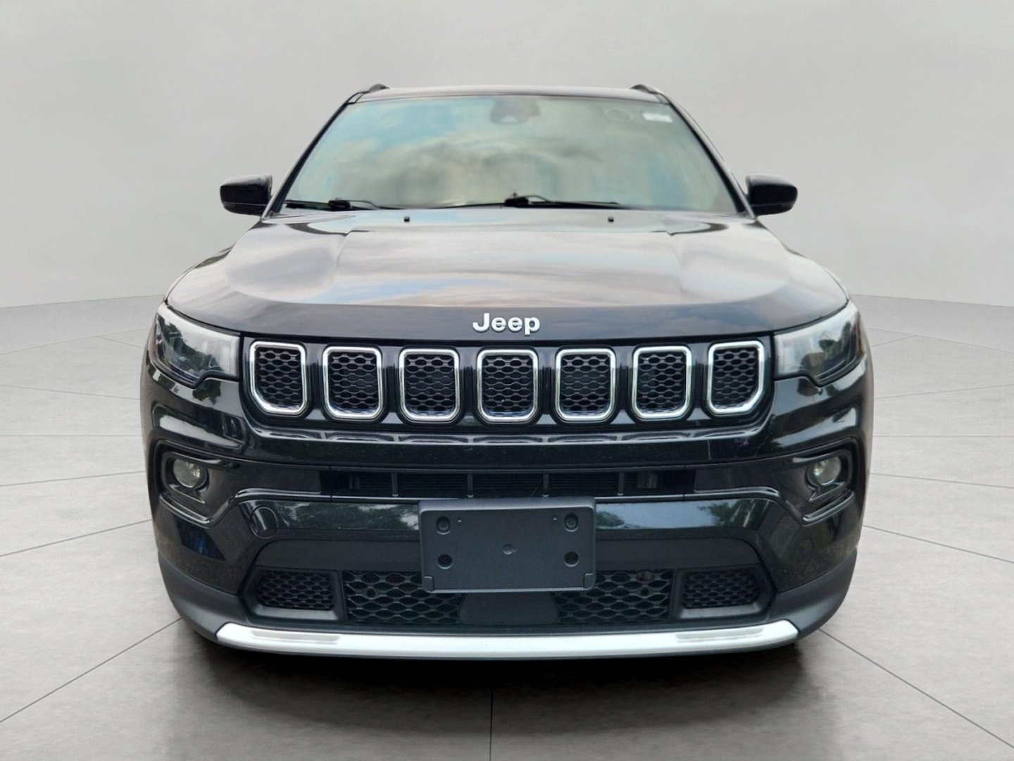 Used 2023 Jeep Compass Limited w/ Sun and Sound Group AWD/4WD image 4