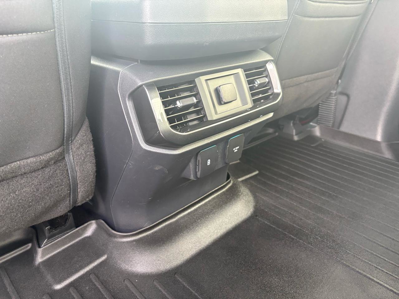 Certified 2021 Ford F150 XLT w/ Equipment Group 302A High image 39