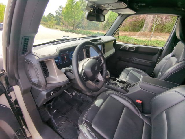 Certified 2025 Ford Bronco Outer Banks AWD/4WD image 17