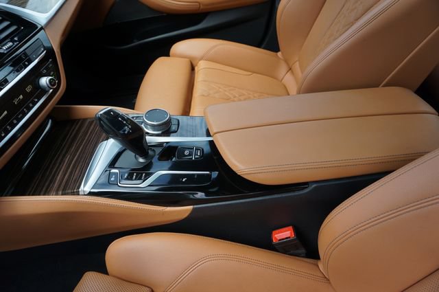 Used 2022 BMW 530i w/ M Sport Package RWD image 30