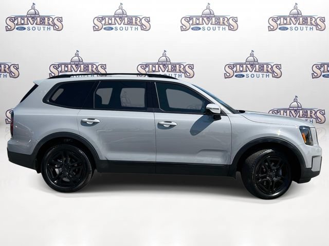Used 2025 Kia Telluride SX X-Line AWD/4WD image 2
