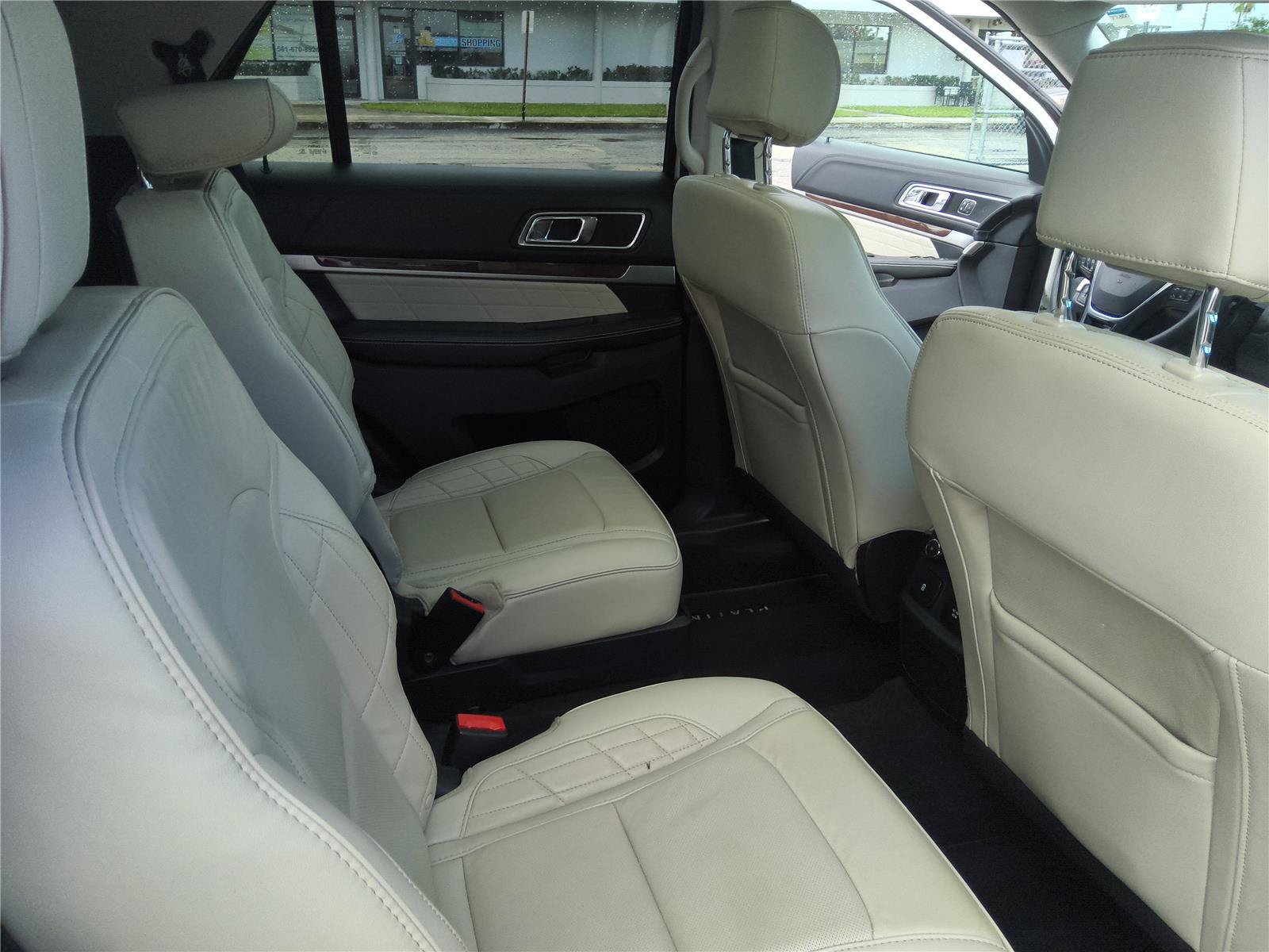 Certified 2017 Ford Explorer Platinum AWD/4WD image 26