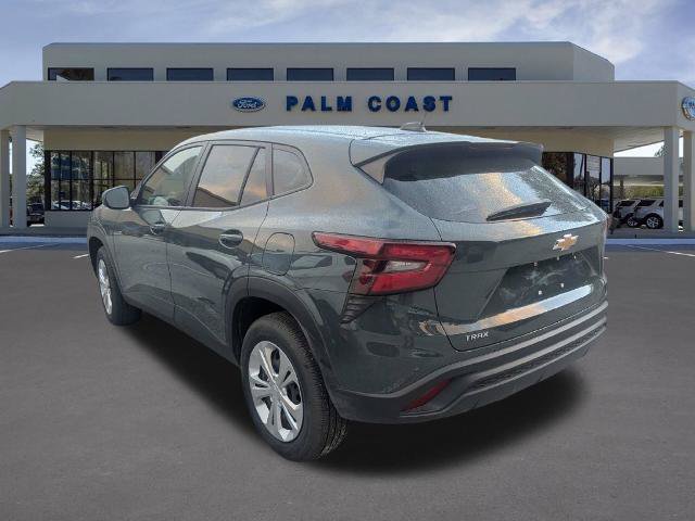 Used 2026 Chevrolet Trax LS FWD image 3
