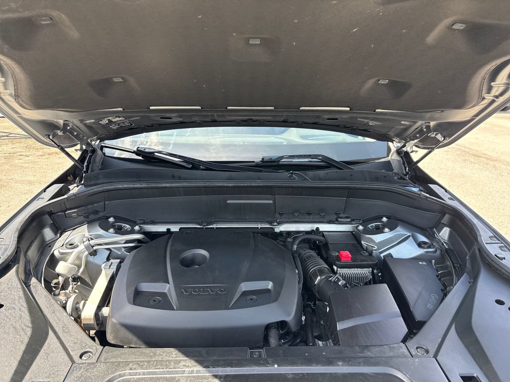 Used 2018 Volvo XC90 T6 Momentum w/ Convenience Package AWD/4WD image 31