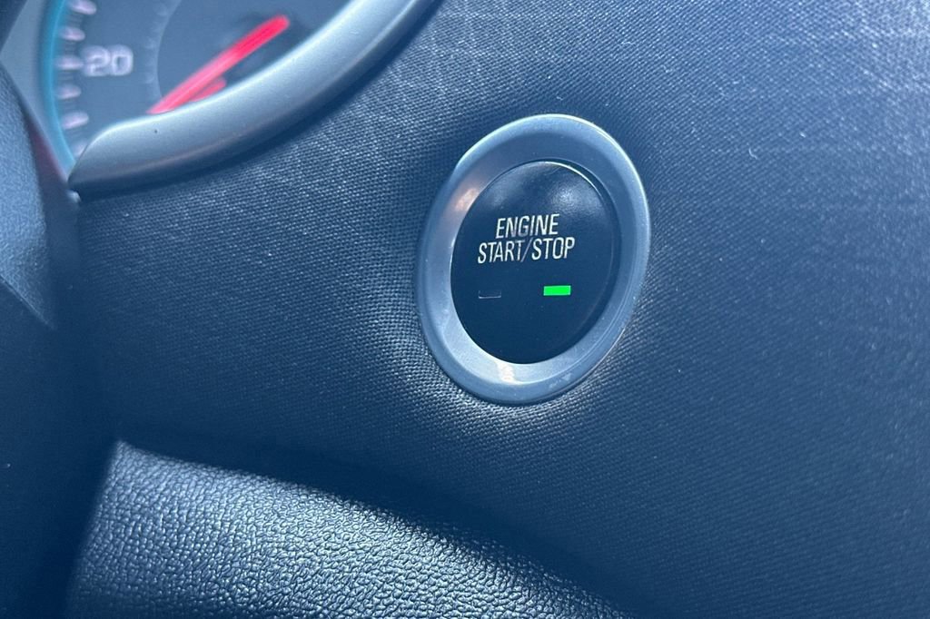 Used 2022 Chevrolet Malibu LT image 25