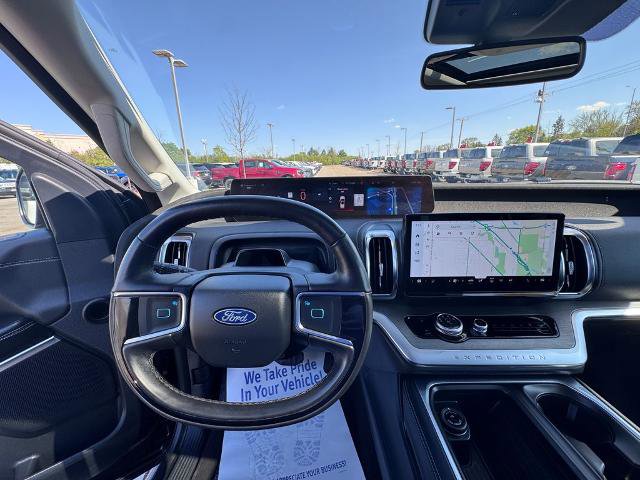 Certified 2025 Ford Expedition Platinum AWD/4WD image 14