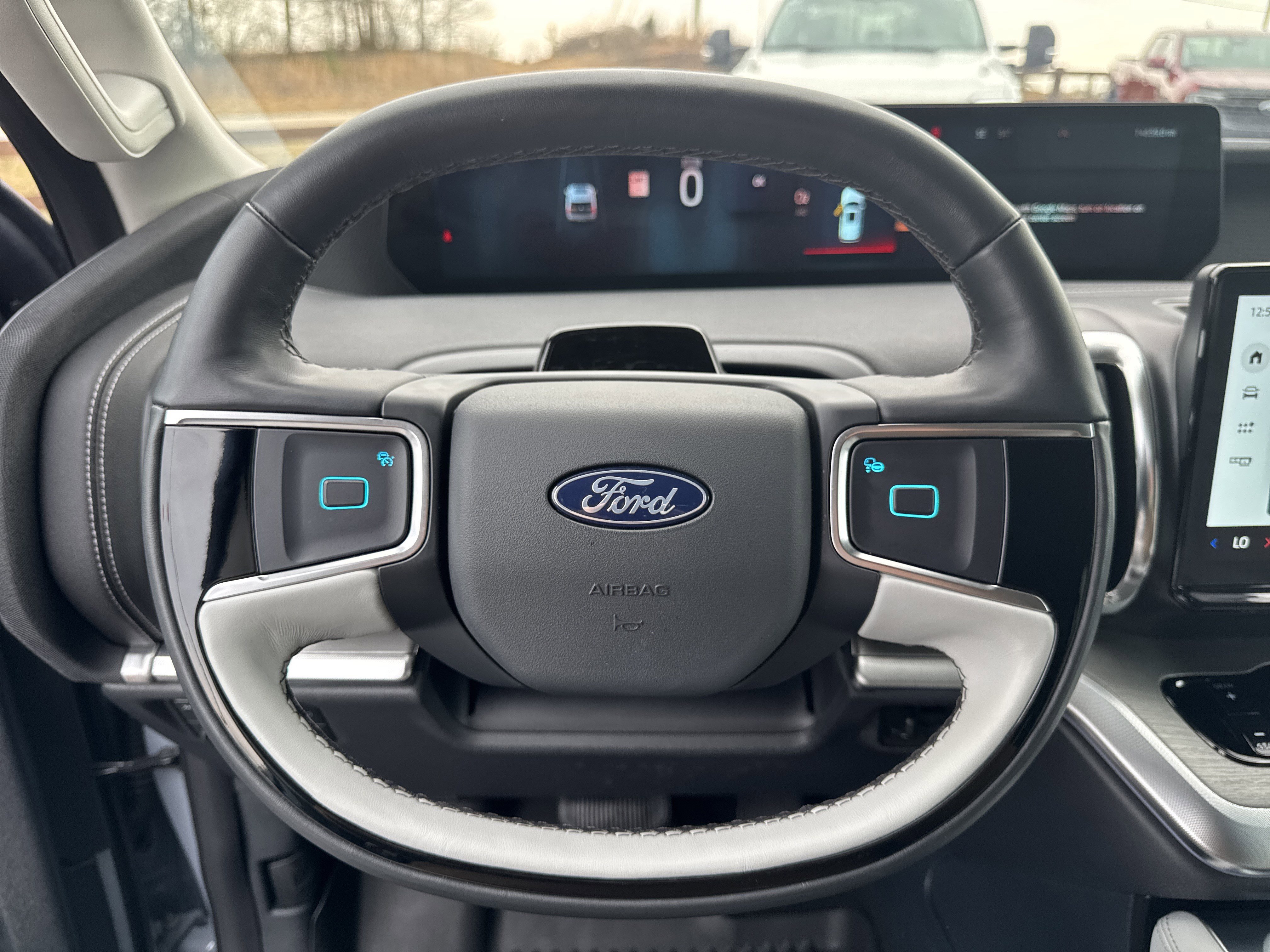 Certified 2025 Ford Expedition Max Platinum w/ Driver's Package image 24