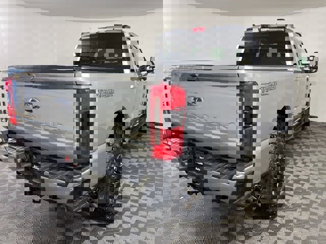 Certified 2024 Ford F250 Lariat w/ Lariat Ultimate Package image 5