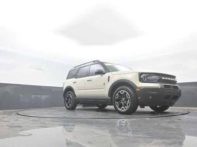 Certified 2025 Ford Bronco Sport Outer Banks AWD/4WD image 32