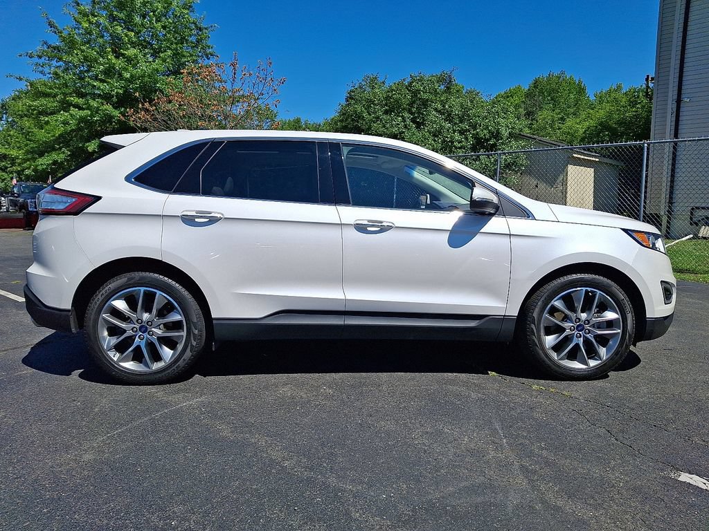 Certified 2018 Ford Edge Titanium w/ Equipment Group 301A AWD/4WD image 7