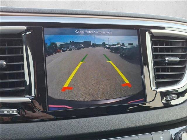 Used 2018 Chrysler Pacifica Touring Plus FWD image 15