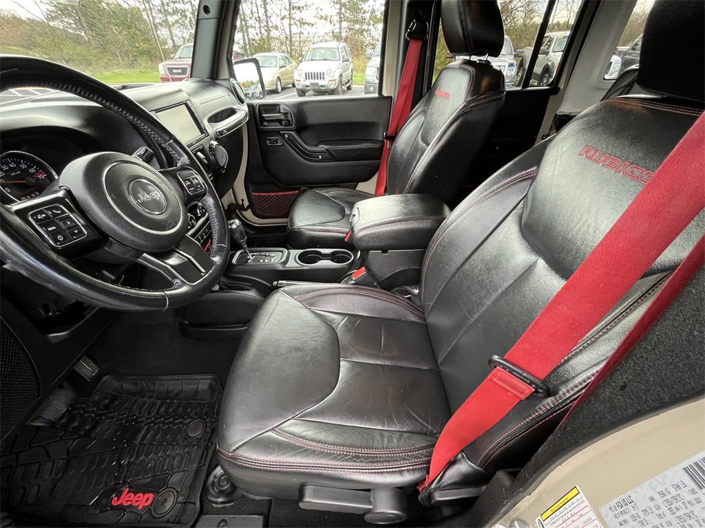 Used 2017 Jeep Wrangler Unlimited Rubicon image 11