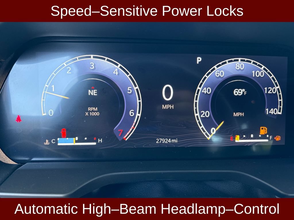 Used 2023 Jeep Grand Cherokee L Limited w/ Black Appearance Package AWD/4WD image 19