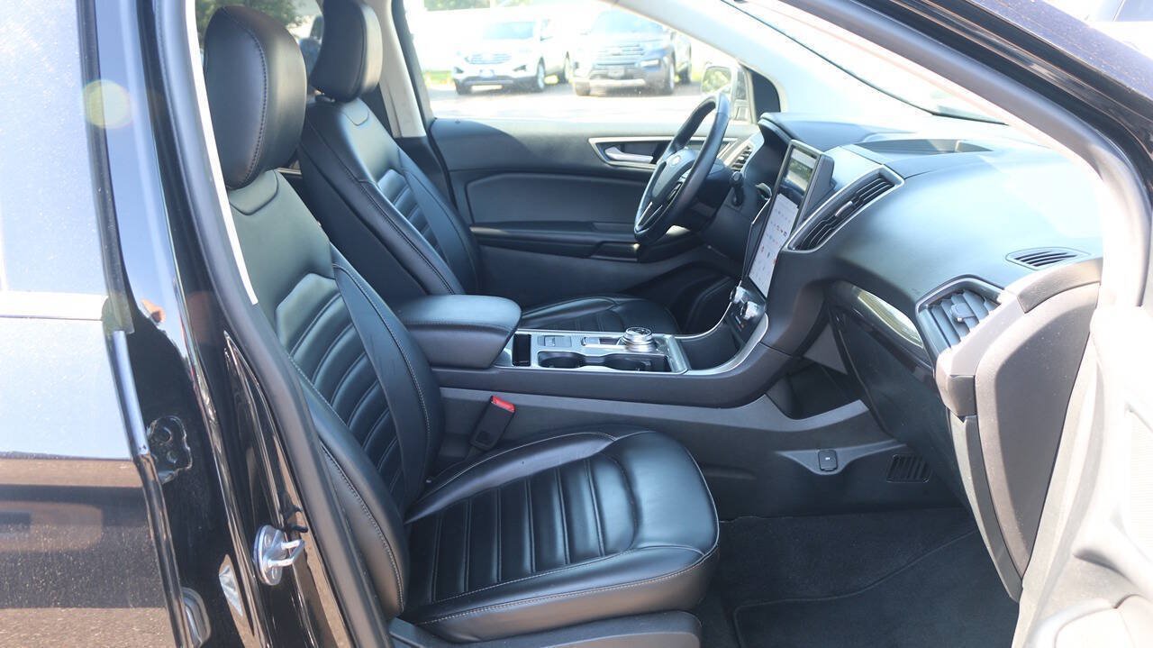 Certified 2024 Ford Edge SEL AWD/4WD image 23