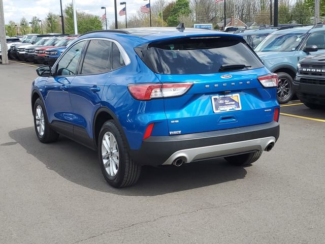Certified 2021 Ford Escape SE w/ Convenience Package AWD/4WD image 3