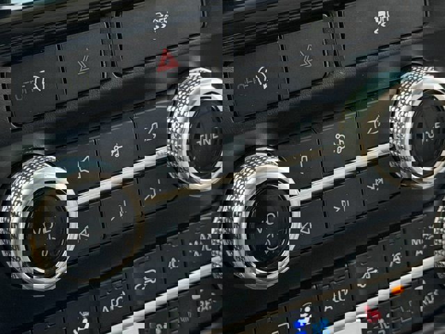 Certified 2024 Ford Expedition Max XLT image 31