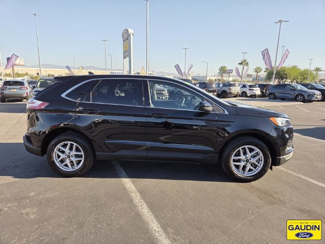 Certified 2024 Ford Edge SEL w/ Convenience Package AWD/4WD image 8