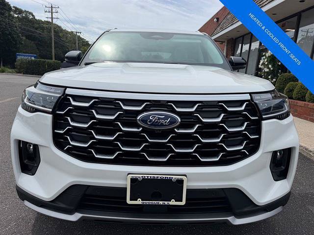 Certified 2025 Ford Explorer Platinum w/ Ultimate Package AWD/4WD image 2